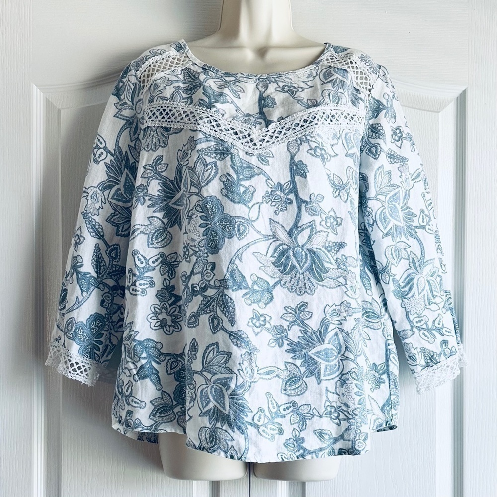 Elena Baldi Linen Floral Lace Top - Picture 2 of 7